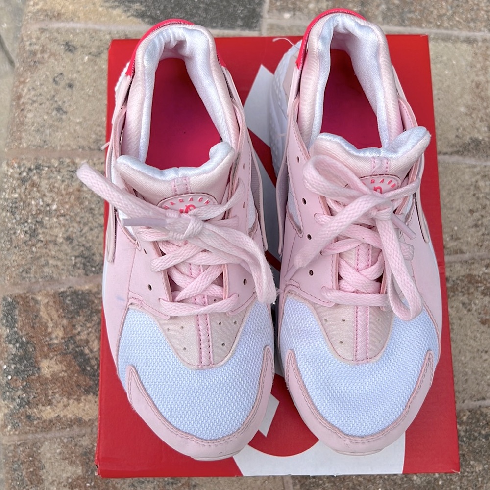 Nike huarache run (PS) size 3Y 👟